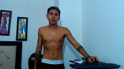 sebasbight online show from September 15, 9:05 pm