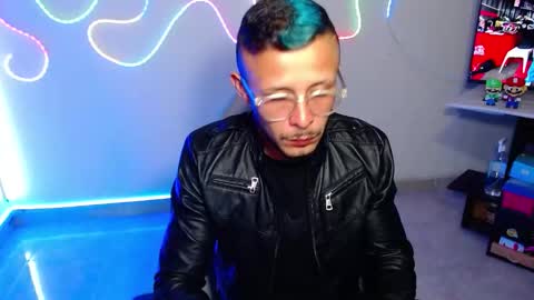 Snapshot of sebastian_025 chatting on October 10, 7:03 am Sebastian online show from October 10, 7:03 am