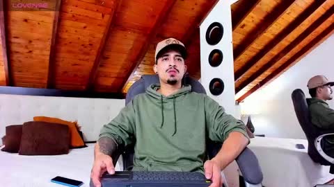 Sebastian Berne online show from March 7, 7:49 pm