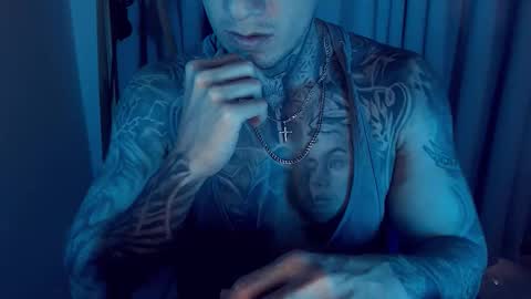 Snapshot of sebastian_muss chatting on September 22, 9:41 pm Sebastian online show from September 22, 9:41 pm