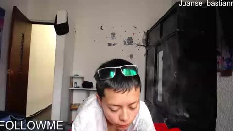 Snapshot of sebastian_posse chatting on February 27, 5:26 pm Myystiic online show from February 27, 5:26 pm