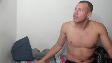 sebatian palacios online show from December 6, 12:00 pm