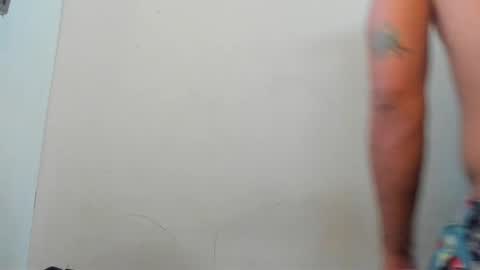 sebatian palacios online show from December 4, 7:33 am