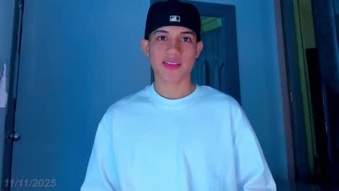 Sebastian online show from November 11, 8:00 pm