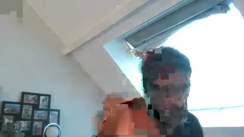 Snapshot of sebix9206 chatting on September 12, 9:55 am sebix9206 online show from September 12, 9:55 am