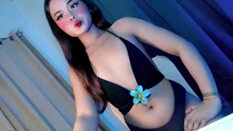 kwen online show from October 31, 8:15 am