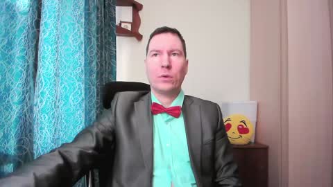 Secret lover XXX online show from February 5, 8:00 am