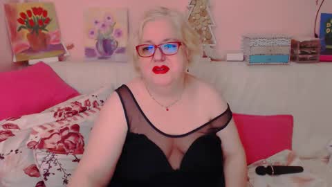 Snapshot of secretloverbbw chatting on September 18, 7:51 pm Alice online show from September 18, 7:51 pm