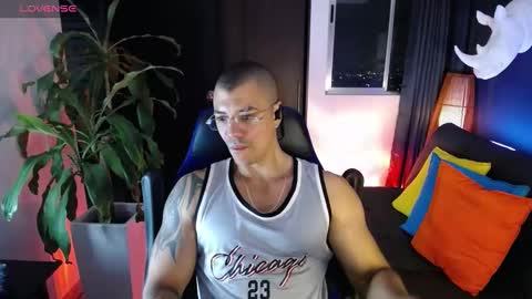 sed online show from February 26, 5:35 am