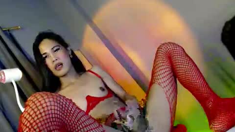 Snapshot of seduce_and_surrender chatting on October 6, 5:58 am YU RI online show from October 6, 5:58 am