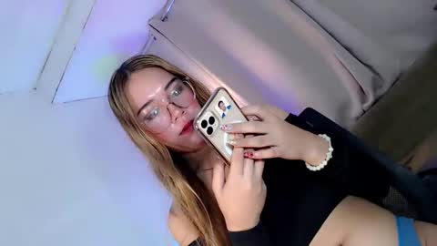 seducing_angela online show from November 11, 1:41 am