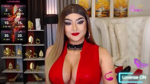 seducinglinda online show from February 19, 5:06 am