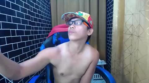 maru zoldick online show from December 4, 12:52 pm