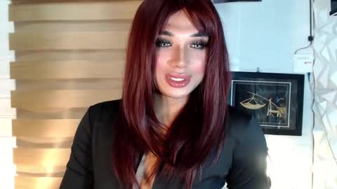 Deluxe online show from February 26, 1:32 pm