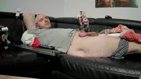 Sebastian online show from February 19, 6:00 am