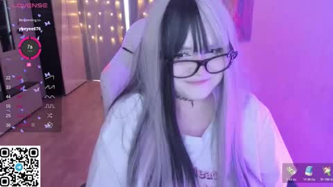 Selena  online show from February 16, 8:12 am