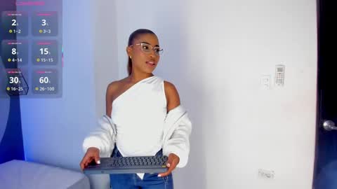 Selena online show from October 11, 12:21 pm