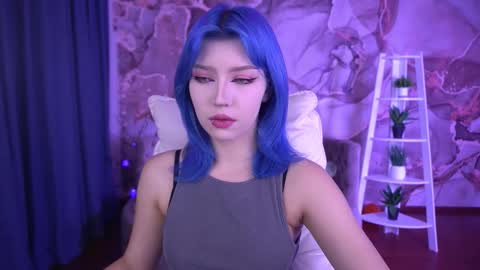 selenairis online show from November 23, 1:25 am