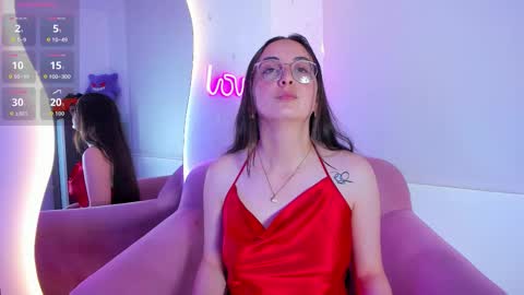 Snapshot of selene_swee chatting on September 11, 6:09 pm selene_swee online show from September 11, 6:09 pm