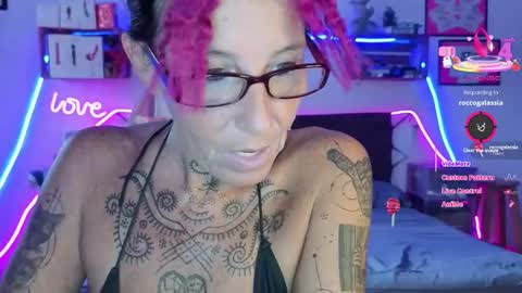 Selvaggia Del Caribe online show from January 6, 6:01 pm