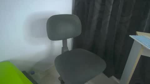 Snapshot of sem_alas chatting on March 4, 1:45 am sem_alas online show from March 4, 1:45 am