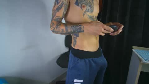 Snapshot of sem_alas chatting on October 8, 1:13 am sem_alas online show from October 8, 1:13 am