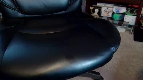 Snapshot of senorgrower chatting on October 14, 2:42 pm Mr. Watch Me Grow online show from October 14, 2:42 pm