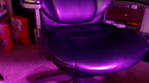 Snapshot of senorgrower chatting on October 26, 7:53 am Mr. Watch Me Grow online show from October 26, 7:53 am