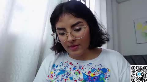 Snapshot of sensual_flame chatting on December 21, 10:40 pm Camille and sophie online show from December 21, 10:40 pm