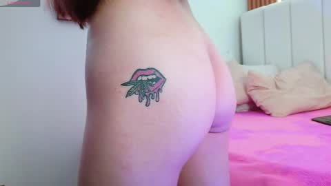 Sensual Kim77 online show from April 1, 1:41 pm