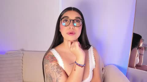 sensualhaven_ online show from May 17, 6:39 pm
