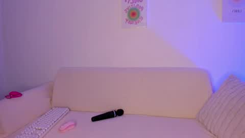 Snapshot of sensualhaven_ chatting on September 21, 12:25 am sensualhaven_ online show from September 21, 12:25 am