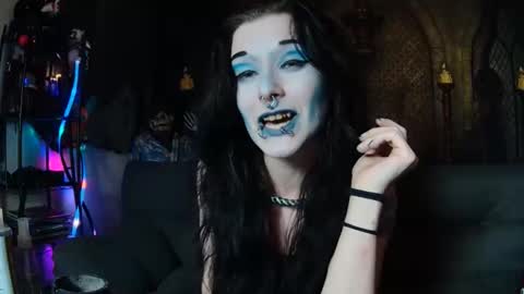 Seraphin Munster online show from October 22, 5:36 pm