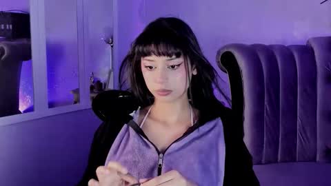 Snapshot of seren_bleck chatting on October 1, 2:43 am Seren Follow me online show from October 1, 2:43 am