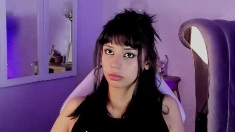 Snapshot of seren_bleck chatting on October 8, 2:40 am Seren Follow me online show from October 8, 2:40 am