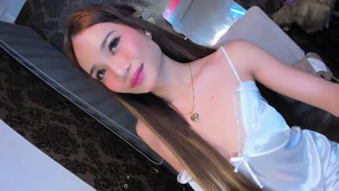 Snapshot of serena_harper chatting on September 18, 6:45 pm RED HARPER online show from September 18, 6:45 pm