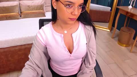 Serena online show from October 26, 6:25 am