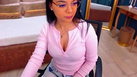 Serena online show from October 27, 9:20 am