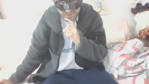 sero98313230 online show from February 19, 7:07 am