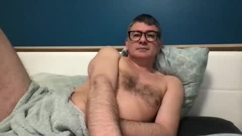 sesamechris92 online show from February 12, 7:01 am