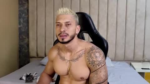 HEY IM SETH online show from February 26, 12:09 am