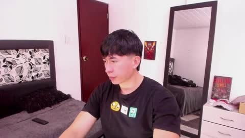 Snapshot of setsuna_10 chatting on February 28, 7:56 pm david online show from February 28, 7:56 pm