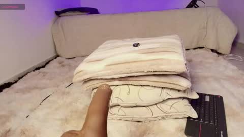 Setsuna  online show from February 12, 3:48 pm