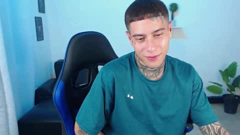 Thomas online show from January 14, 10:07 pm