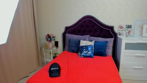 Snapshot of sevans14 chatting on March 6, 6:37 pm SevanS14 online show from March 6, 6:37 pm
