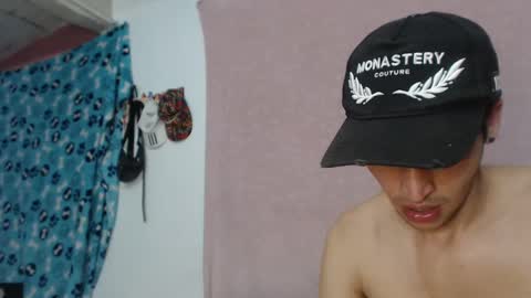 Snapshot of sex_forever77 chatting on December 26, 1:51 am Karol y antony online show from December 26, 1:51 am
