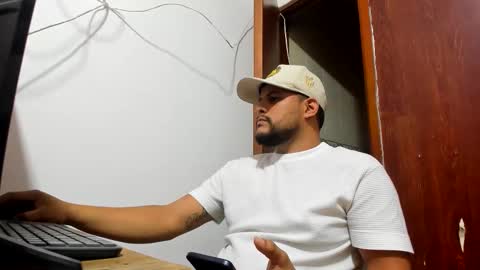 sex_playdoh02 online show from March 3, 3:35 am