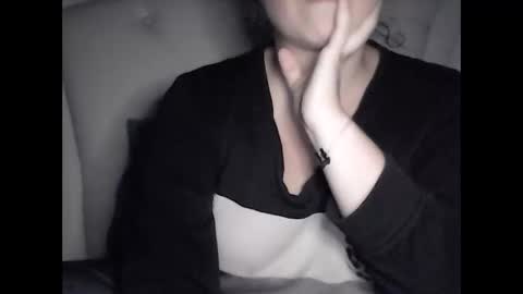 Snapshot of sexcoppia_24 chatting on October 8, 9:43 pm sexcoppia_24 online show from October 8, 9:43 pm