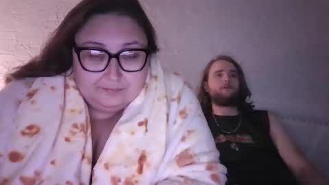 sexiicouple4u69 online show from December 4, 10:37 am