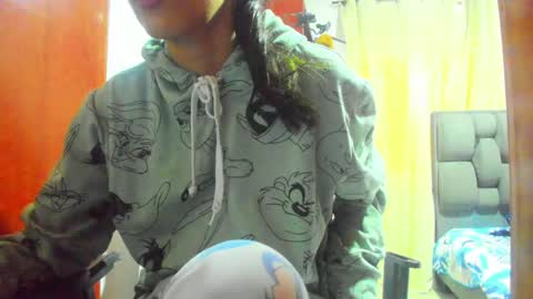 sexmilkdirty online show from April 24, 10:01 pm